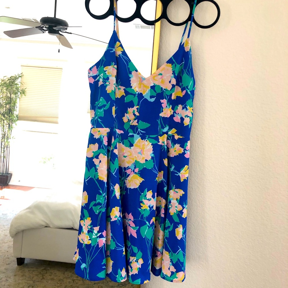 Gorgeous blue tropical dress